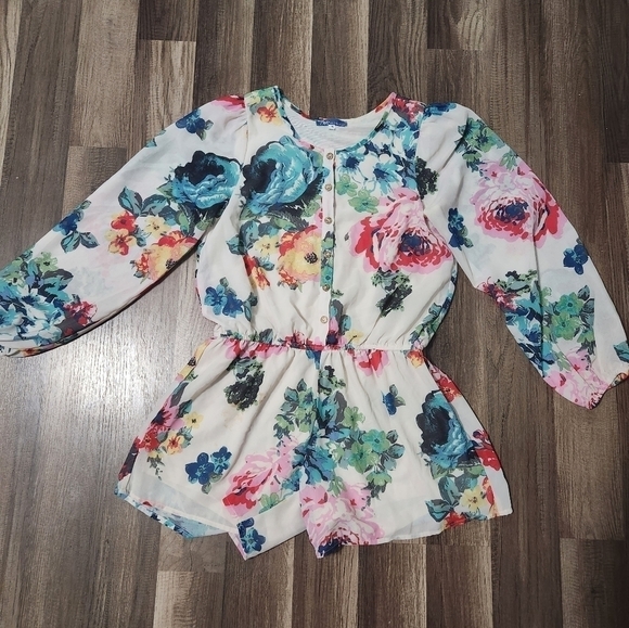 TRULY Me By Sara Sara Floral Chiffon Shorts Romper Size 14 Perfect For Spring. - Picture 2 of 6